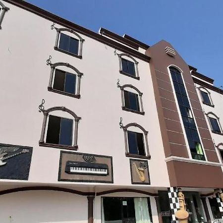 The Music Hotel Kangboi Bagian luar foto