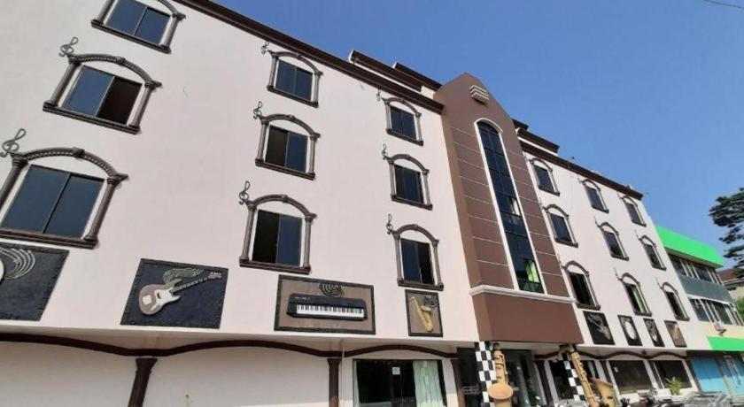 The Music Hotel Kangboi Bagian luar foto